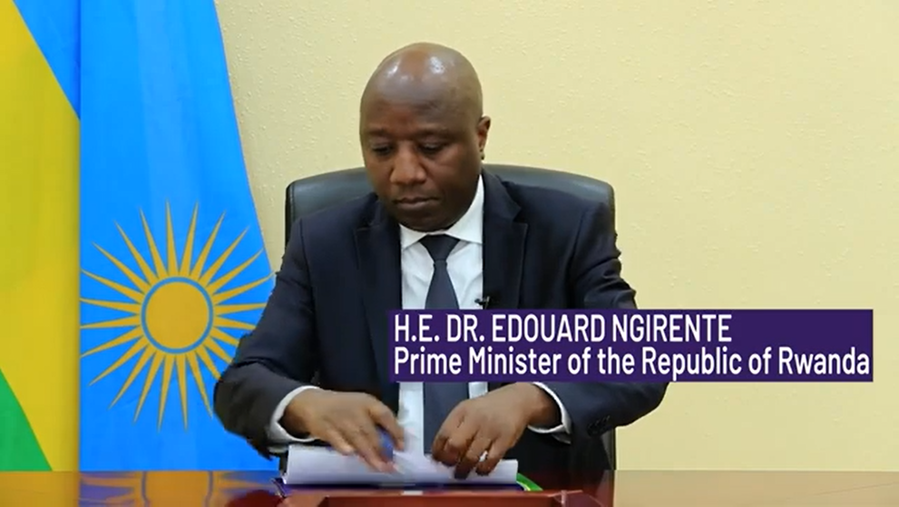 The Prime Minister of Rwanda signs the Kigali Declaration on NTDs